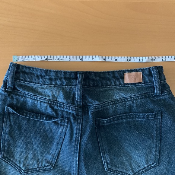 Super Frayed Black High Waist Jean Shorts 5/27 Acid Wash Distressed - Picture 3 of 7